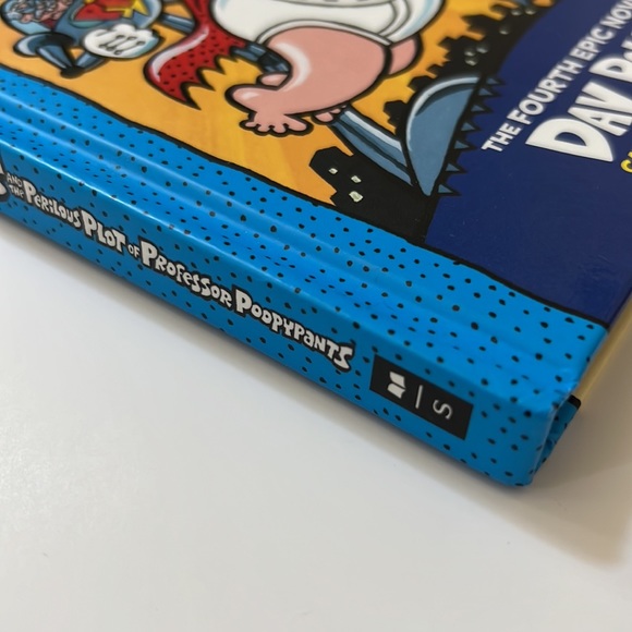 Captain Underpants Book Bundle - Picture 8 of 16